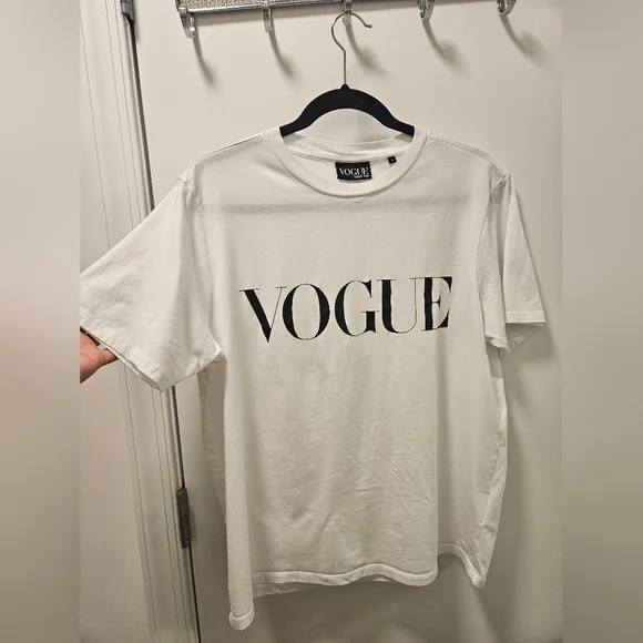Vogue Collection White T-Shirt Size Large - Picture 2 of 9